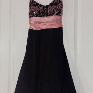 Women's B. Darlin Black & Pink Sequin Prom/Formal Dress – Size 3/4